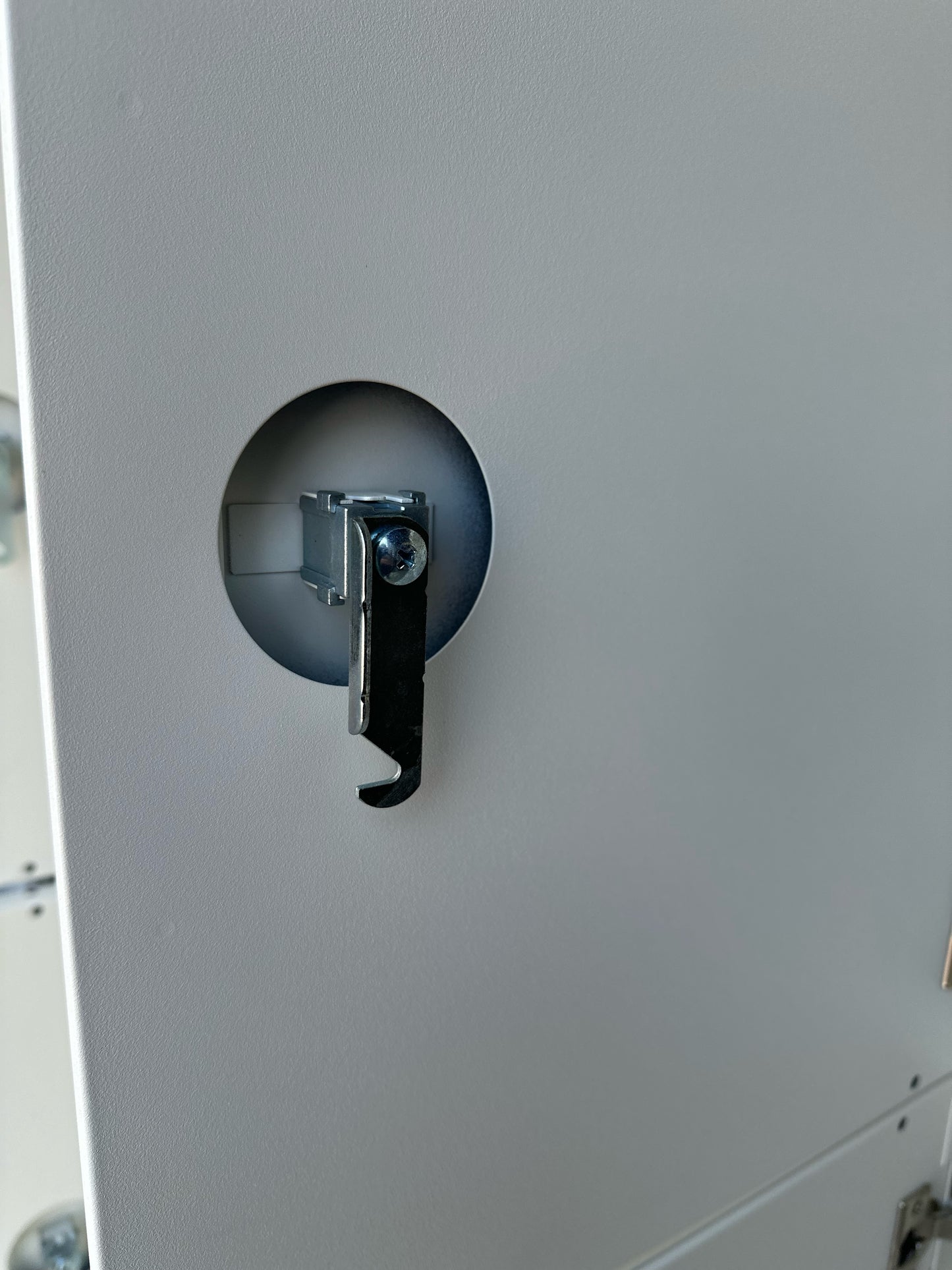 MicroIQ Electronic Lockers