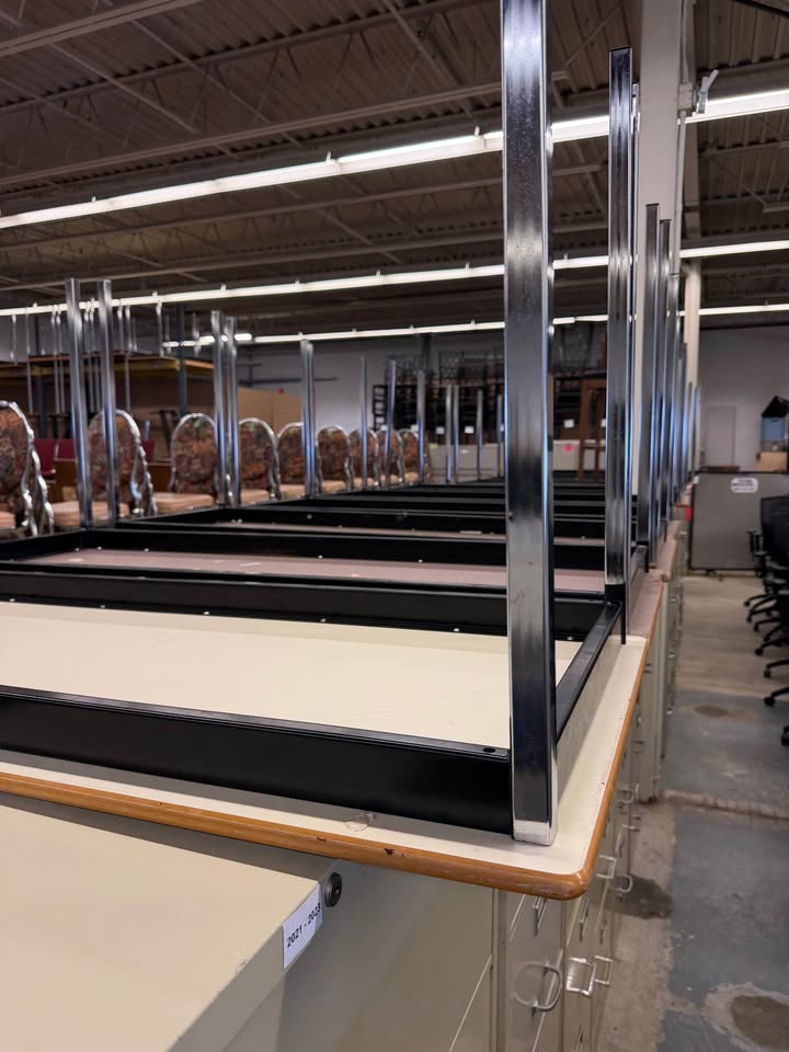 Large Desk / Training Tables