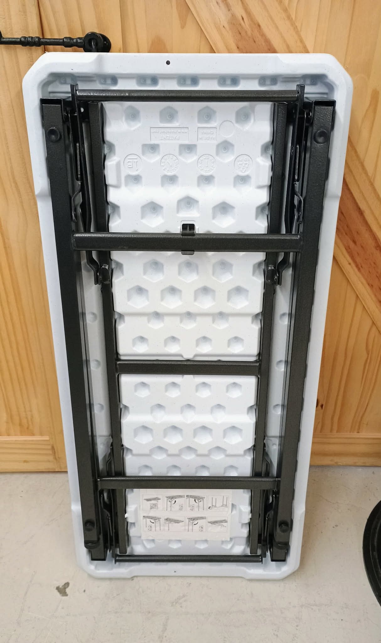 3' Plastic Folding Tables