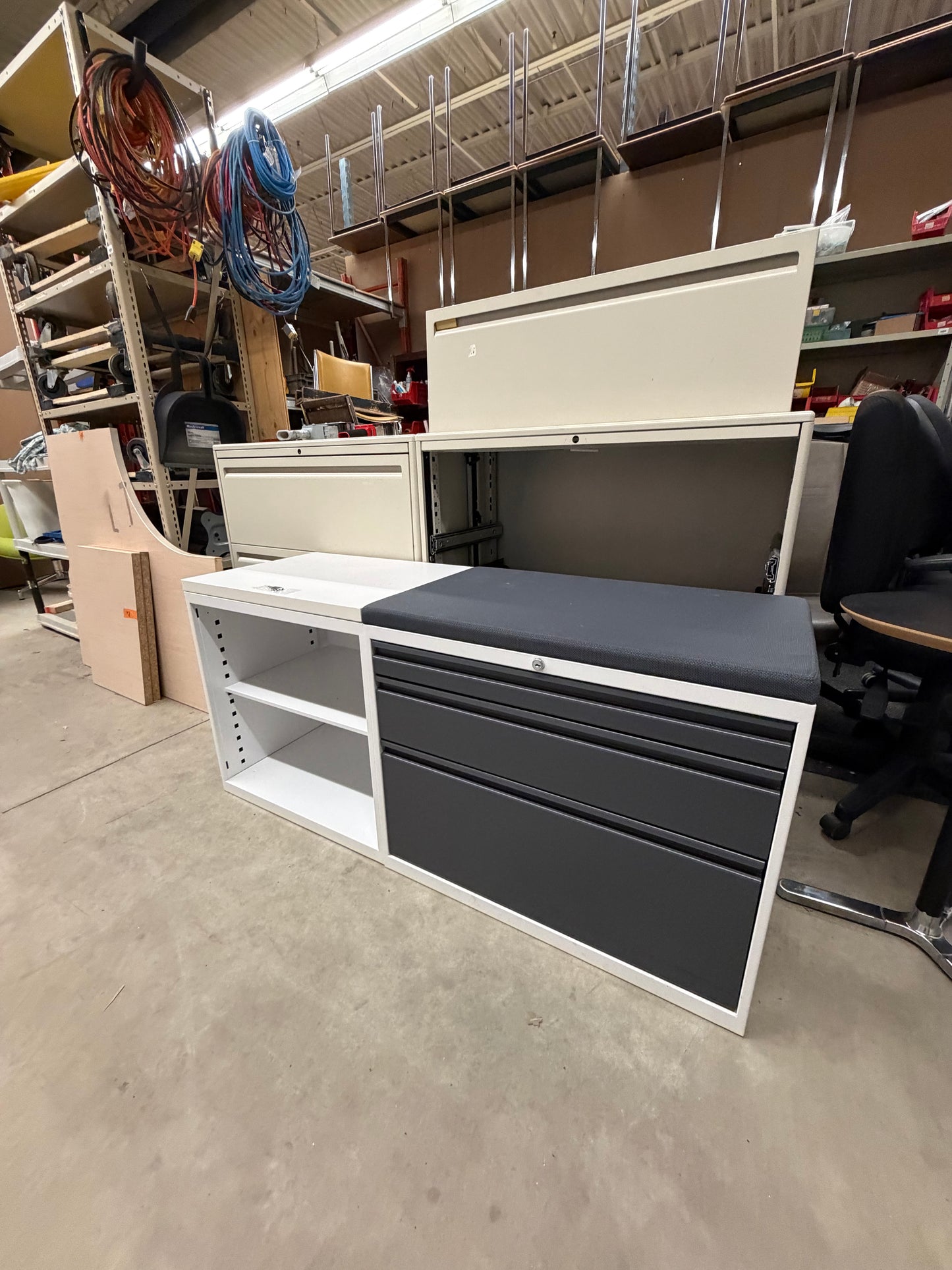 Double Cabinets / Drawers