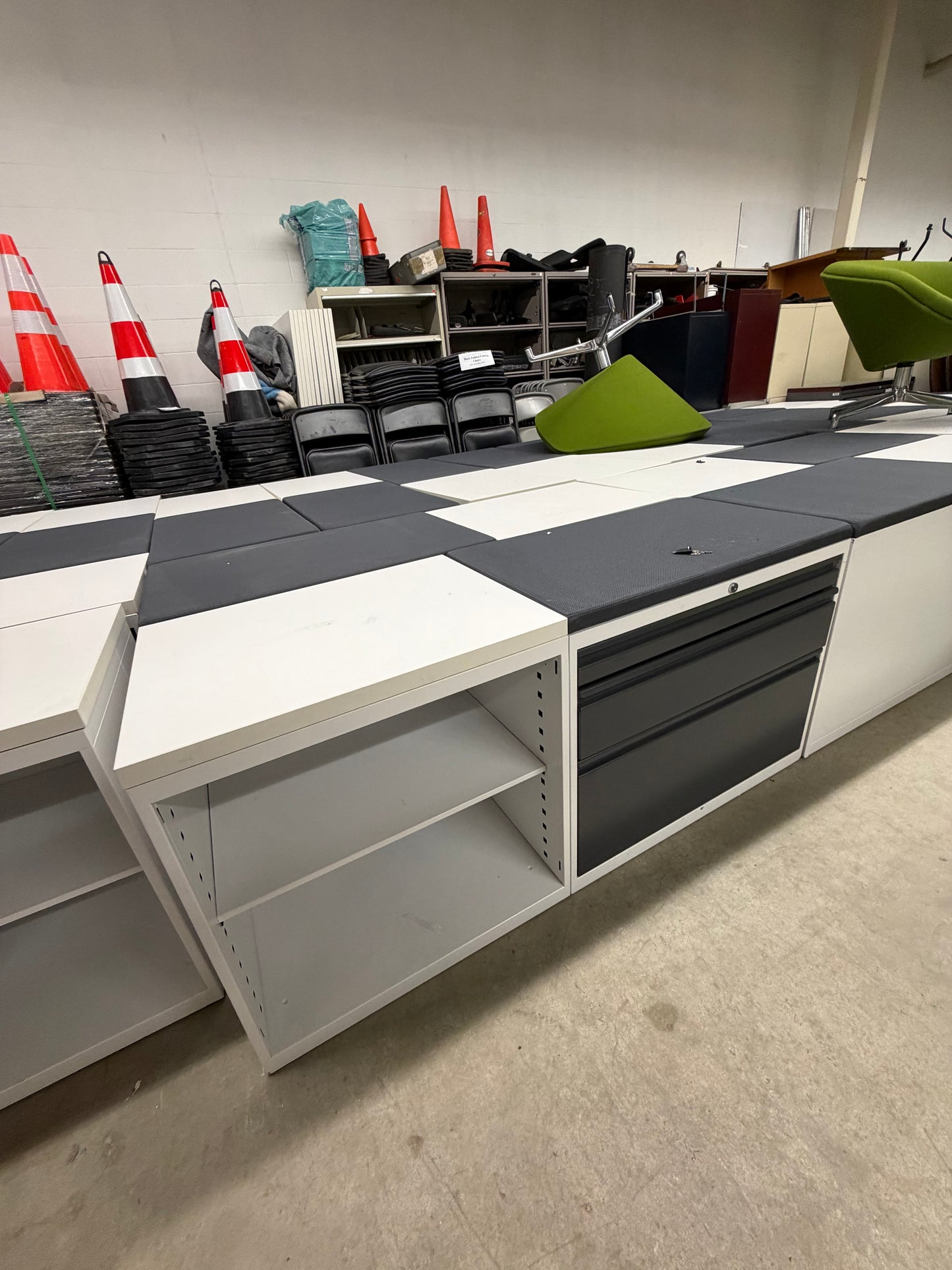 Double Cabinets / Drawers