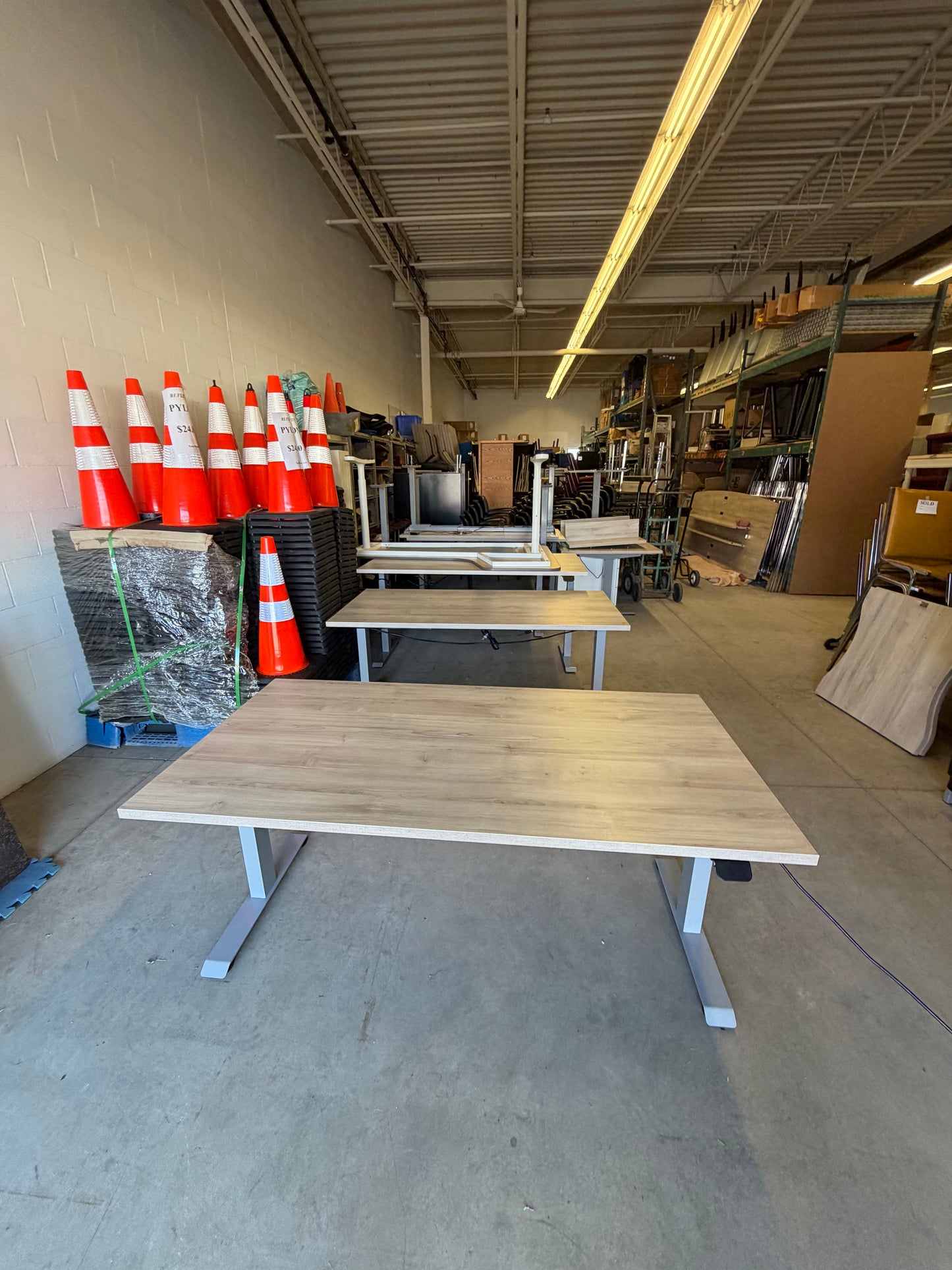 5' Electric Sit / Stand Desks (Dual Motor)