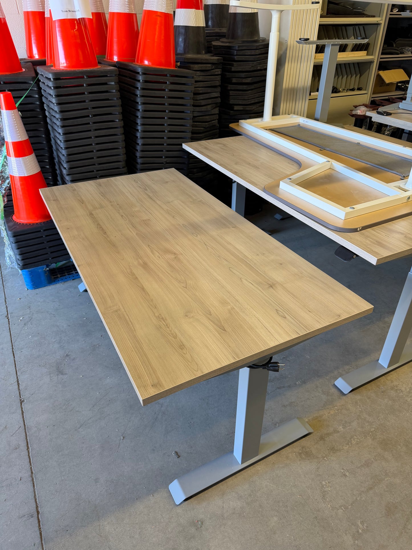 5' Electric Sit / Stand Desks (Dual Motor)