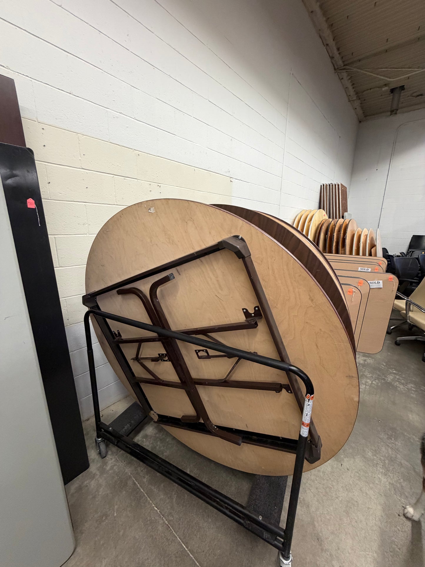 Dark Brown 5' Round Banquet Tables