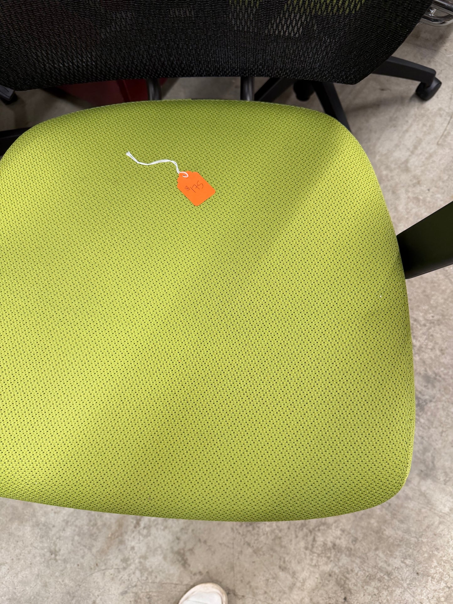 Green / Black Mesh Back Ergonomic Office Chairs