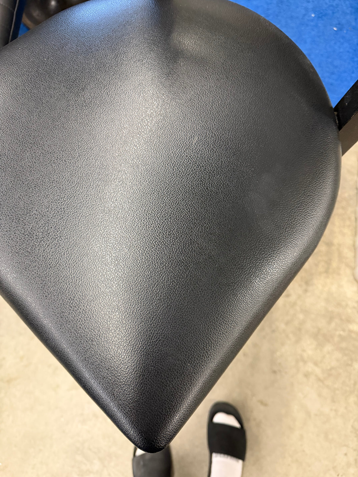 Bar Height Restaurant Chairs / Stools