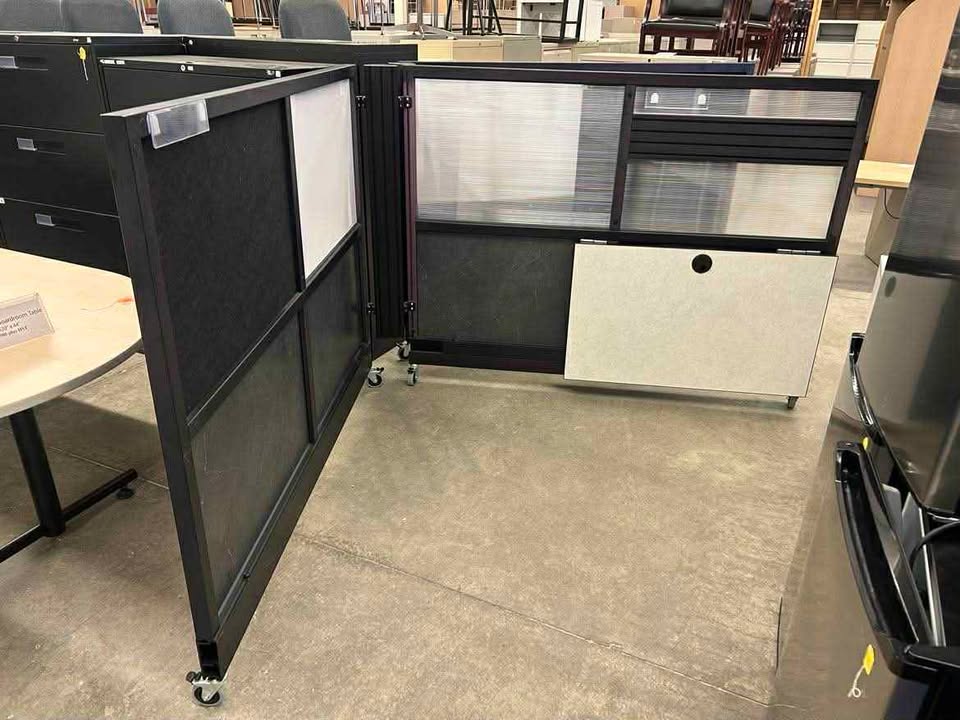 Swiftspace Rolling Walls