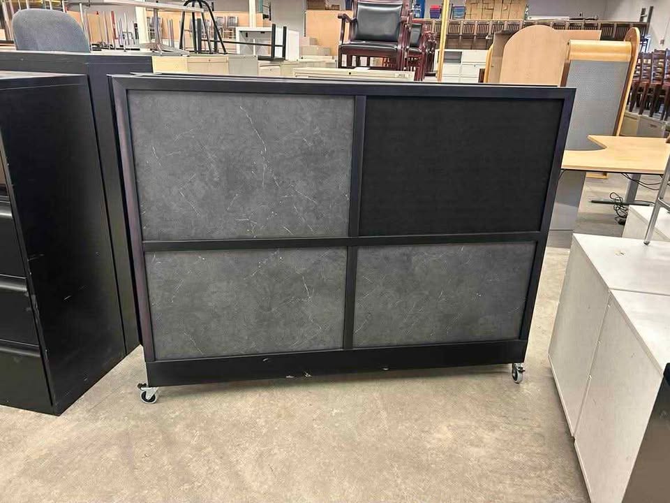 Swiftspace Rolling Walls