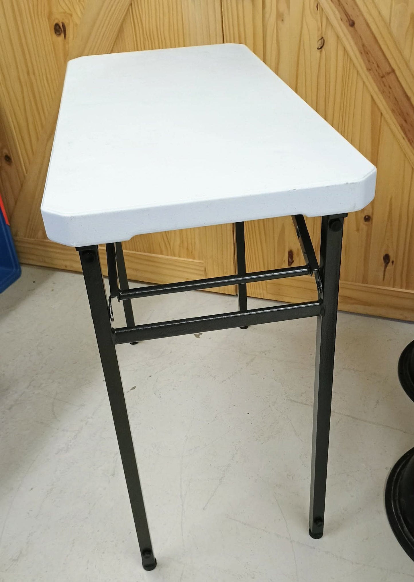 3' Plastic Folding Tables